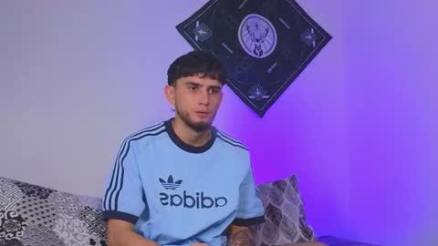 Snapshot of samevansx chatting on 10/18/25, 03:24 samevansx online show from 10/18/25, 03:24