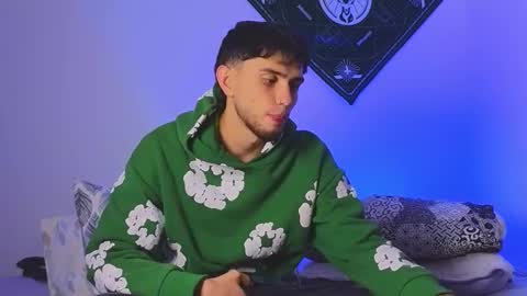 Snapshot of samevansx chatting on 10/29/25, 11:06 samevansx online show from 10/29/25, 11:06