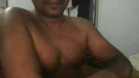 Snapshot of samhotbbc7 chatting on 11/17/25, 12:33 samhotbbc7 online show from 11/17/25, 12:33