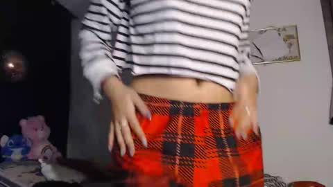 Snapshot of sami_and_gael chatting on 11/03/25, 01:40 Tami  Gael online show from 11/03/25, 01:40