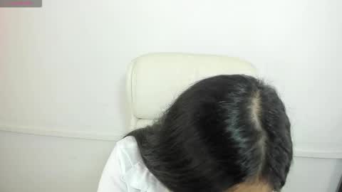 Snapshot of sami_eva chatting on 10/25/25, 05:08 Samanta online show from 10/25/25, 05:08