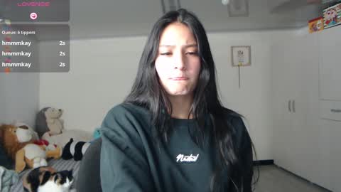 Snapshot of sami_ortiz chatting on 12/12/24, 05:10 samamtha online show from 12/12/24, 05:10