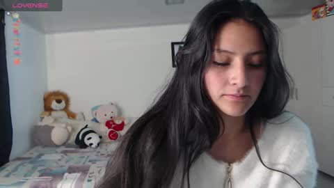 Snapshot of sami_ortiz chatting on 12/13/24, 07:58 samamtha online show from 12/13/24, 07:58