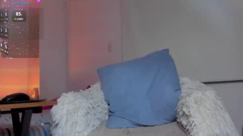 Snapshot of sami_spanks chatting on 10/17/25, 10:40 Samantha Santacoloma online show from 10/17/25, 10:40