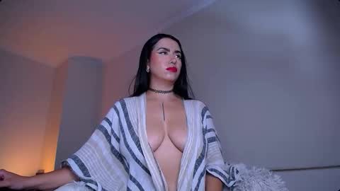 Samantha Santacoloma online show from 03/01/26, 10:12