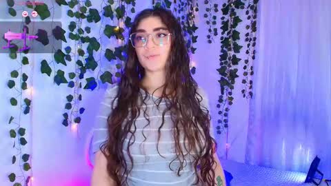 Snapshot of samii_evans chatting on 11/29/25, 12:35 samii evans online show from 11/29/25, 12:35