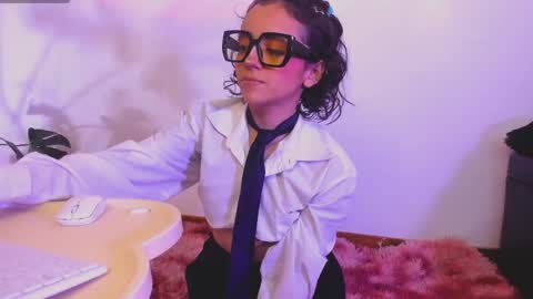 Sam    online show from 12/06/24, 09:02