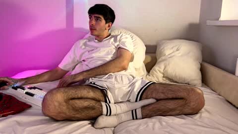 Snapshot of samiliken chatting on 03/12/26, 03:29 Sam online show from 03/12/26, 03:29