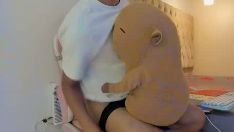 Snapshot of samir_19x chatting on 06/18/26, 12:33 samir_19x online show from 06/18/26, 12:33