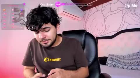 Snapshot of samir_bear chatting on 06/17/26, 12:40 Samir online show from 06/17/26, 12:40