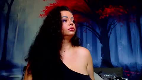 Snapshot of samiraevans chatting on 01/06/26, 07:06 online show from 01/06/26, 07:06