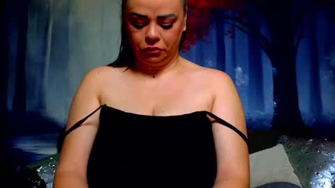 Snapshot of samiraevans chatting on 02/07/26, 08:12 online show from 02/07/26, 08:12