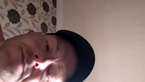 sexy lad looking for fun online show from 06/11/26, 12:03