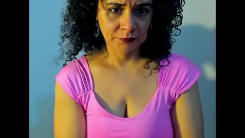 Snapshot of samm_hoti chatting on 02/15/25, 09:37 sam online show from 02/15/25, 09:37