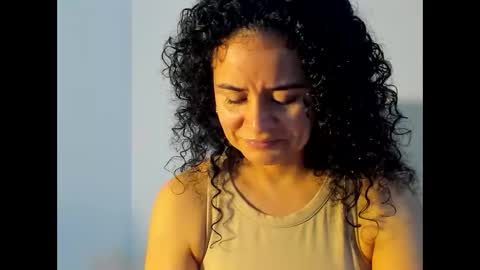 Snapshot of samm_hoti chatting on 02/16/25, 09:27 sam online show from 02/16/25, 09:27