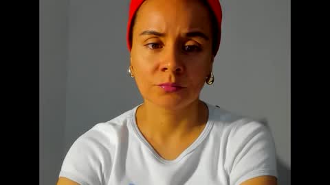 Snapshot of samm_hoti chatting on 09/14/25, 08:08 sam online show from 09/14/25, 08:08