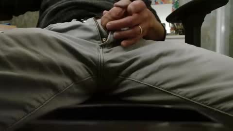 Snapshot of sammalamadingdong chatting on 12/16/25, 10:26 sammalamadingdong online show from 12/16/25, 10:26