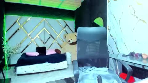 Luisa online show from 09/27/25, 11:59