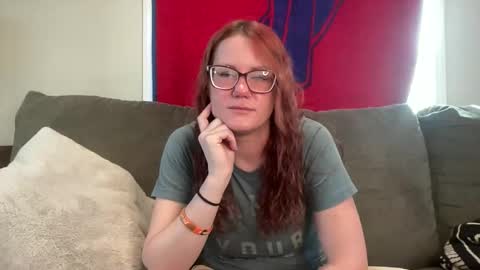 Snapshot of sammieplays chatting on 03/07/26, 04:37 Playful Sammie online show from 03/07/26, 04:37