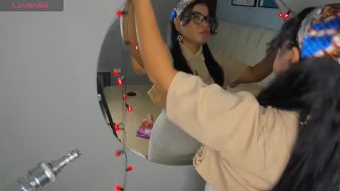 Snapshot of sammy__evanns chatting on 01/19/25, 02:47 Sammy Evanns online show from 01/19/25, 02:47