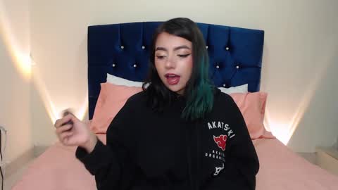 Snapshot of sammy_bunny1 chatting on 09/10/25, 05:40 Samantha online show from 09/10/25, 05:40