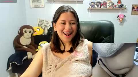 sammy_cute33 online show from 06/15/26, 07:21