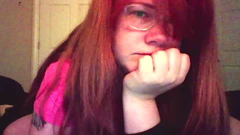 Snapshot of sammy_lyn chatting on 06/15/26, 09:55 Sam online show from 06/15/26, 09:55