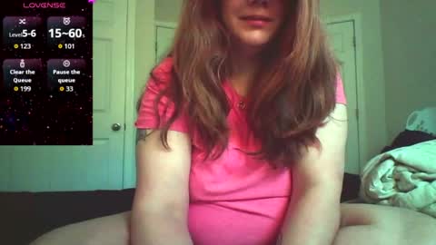 Snapshot of sammy_lyn chatting on 06/17/26, 01:56 Sam online show from 06/17/26, 01:56