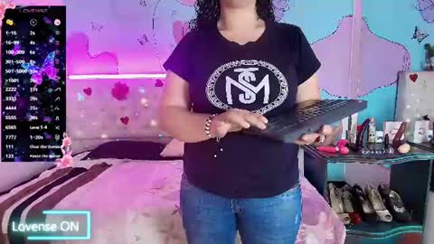 Snapshot of sammy_mature_ chatting on 06/16/26, 10:12 Sammy online show from 06/16/26, 10:12