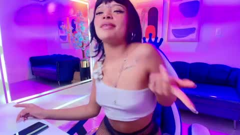 Snapshot of sammy_mauzy chatting on 04/18/26, 03:32 Sammy online show from 04/18/26, 03:32