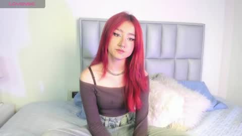 Snapshot of sammy_roseee chatting on 05/24/26, 08:25 Sammy Rose online show from 05/24/26, 08:25