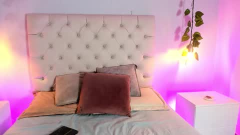 Samantha online show from 12/05/25, 05:27