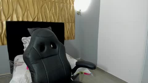 Snapshot of sammy_shy chatting on 04/05/26, 04:20 Sammy online show from 04/05/26, 04:20