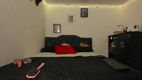 Sophia online show from 05/23/26, 02:39