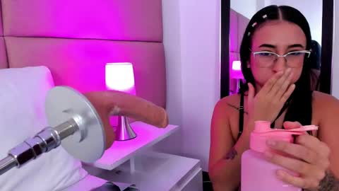 Sammy Morales online show from 10/09/25, 03:54