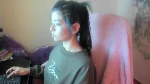 Snapshot of sammysammy_ chatting on 03/17/26, 06:50 online show from 03/17/26, 06:50