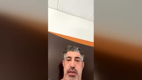 Snapshot of sammysausage2 chatting on 04/07/26, 05:57 sammysausage2 online show from 04/07/26, 05:57