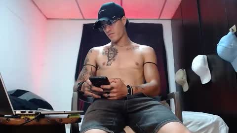 sammy model independiente online show from 04/24/26, 12:57