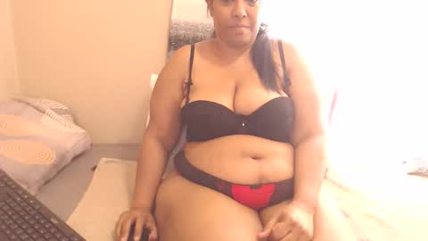 Snapshot of sammyxxx393 chatting on 09/24/25, 01:25 sammyxxx393 online show from 09/24/25, 01:25