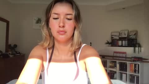 Snapshot of sammyygirlxx chatting on 04/15/26, 10:21 Sammy online show from 04/15/26, 10:21