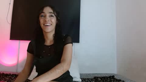 Snapshot of samntha_ferrer28 chatting on 01/27/25, 05:25 Samantha ferrer online show from 01/27/25, 05:25