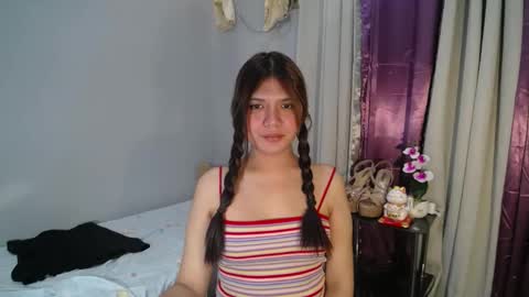 Snapshot of sampaguita_pinayxx chatting on 01/28/25, 02:31 SOFIA online show from 01/28/25, 02:31