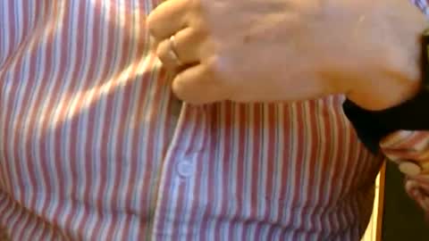 Snapshot of samsenior70 chatting on 11/13/25, 11:25 Sam online show from 11/13/25, 11:25