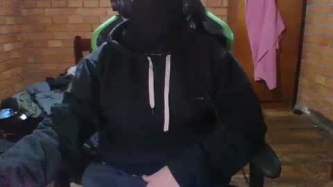 Snapshot of samsfeett chatting on 09/23/25, 07:11 Sam online show from 09/23/25, 07:11