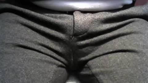 Snapshot of samsoncando1 chatting on 12/15/25, 03:27 samsoncando1 online show from 12/15/25, 03:27