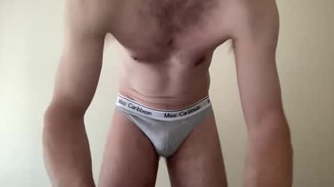 Snapshot of samt2527 chatting on 11/30/25, 02:37 SamT online show from 11/30/25, 02:37