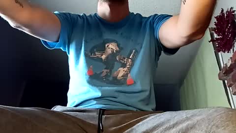 Snapshot of samthebully chatting on 10/02/25, 02:40 SamTheBully online show from 10/02/25, 02:40