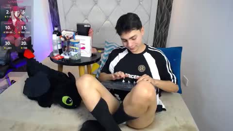 Snapshot of samu_foxxx chatting on 03/03/26, 08:37 SAMU online show from 03/03/26, 08:37