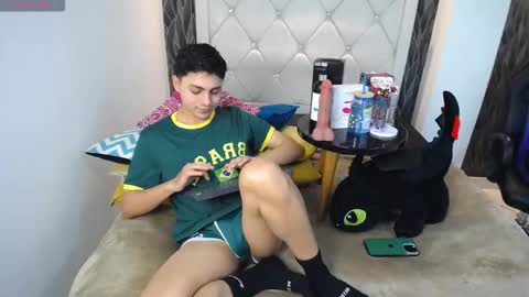 Snapshot of samu_foxxx chatting on 03/18/26, 08:45 SAMU online show from 03/18/26, 08:45