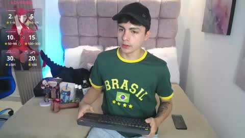 Snapshot of samu_foxxx chatting on 05/18/26, 08:03 SAMU online show from 05/18/26, 08:03